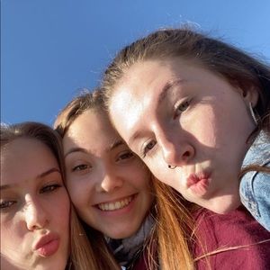 Meet your Posher, Grayson